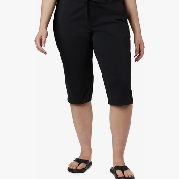 NWOT Columbia BLACK Capris StretchyDesign
PERFECT CONDITION-Never worn (too big) - Picture 4 of 10